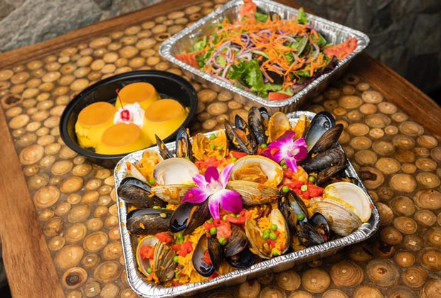 Sangria 71 serves Christmas dinner on Long Island