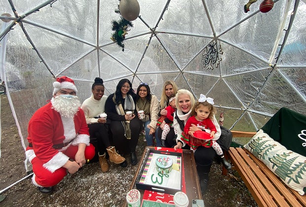 Outdoor dining in NYC: Eggers