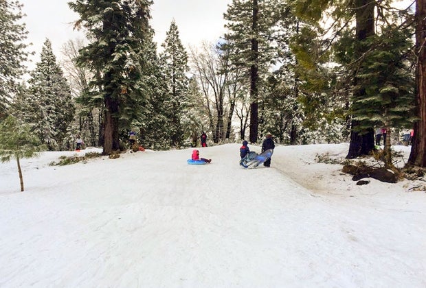 Snow tubing near San Francisco: Nyack Snow Park