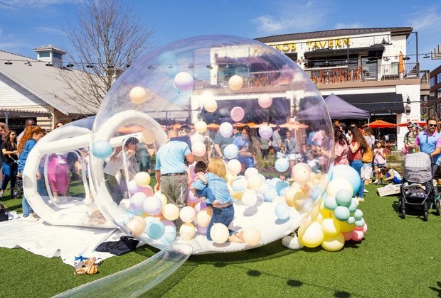 Dine, shop, and play at Halcyon! 