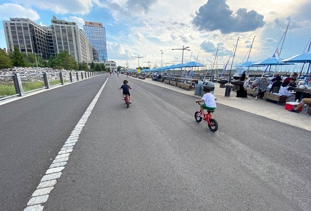 Explore the Brooklyn Greenway on two weeks to enjoy wide open paths, and stunning views. Photo by Sara M.