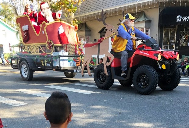 This weekend features tons of Christmas parades, like the one in Mount Dora. Photo by author