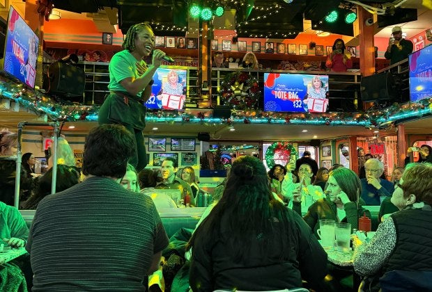 Catch a "show" with your diner classics at Ellen's Stardust Diner. Photo by the author