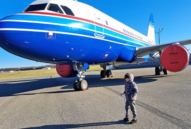 Hop-on jet service JSX offers the perks of flying private, but at prices that are comparable to regular commercial travel.