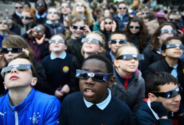 Protect little eyes when viewing the eclipse. Photo by Mark Margolis via The American Astronomical Society