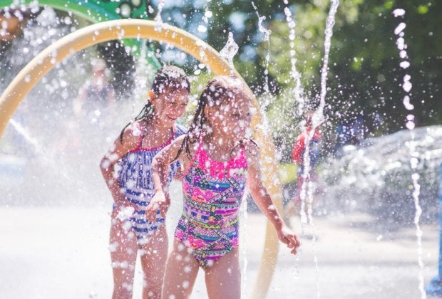 Find the best free and cheap activities in your city this summer with Mommy Poppins.