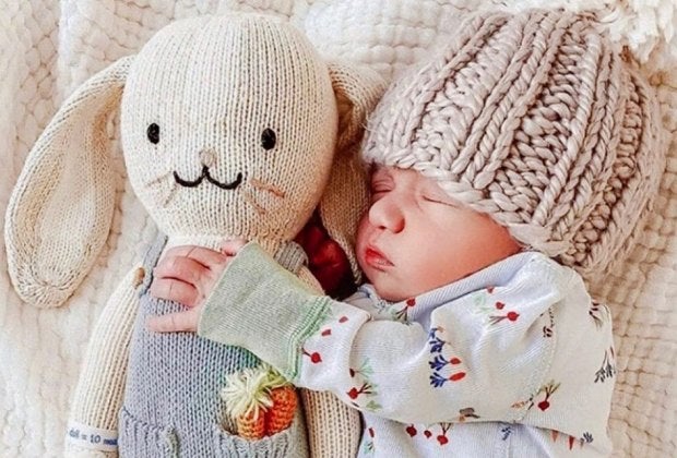 Starry Bird Kids' eco-friendly inventory includes baby gear, wraps, maternity essentials, and more.