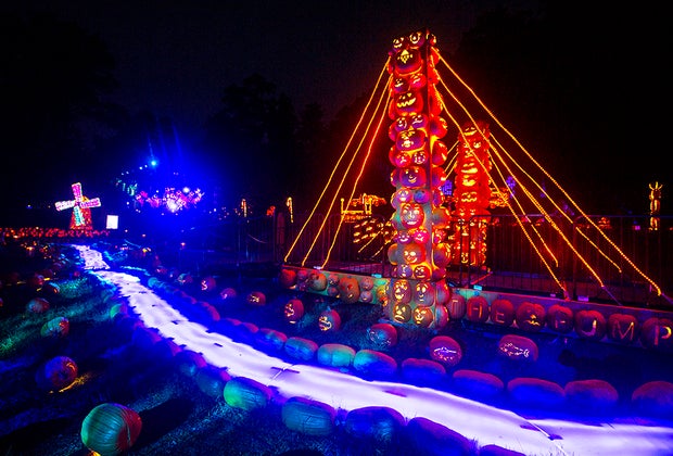 Fall Day Trips from NYC: The Great Jack-O'-Lantern Blaze