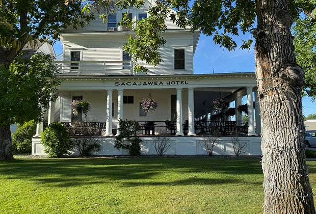 Three Forks, Montana with kids: Sacajawea Hotel