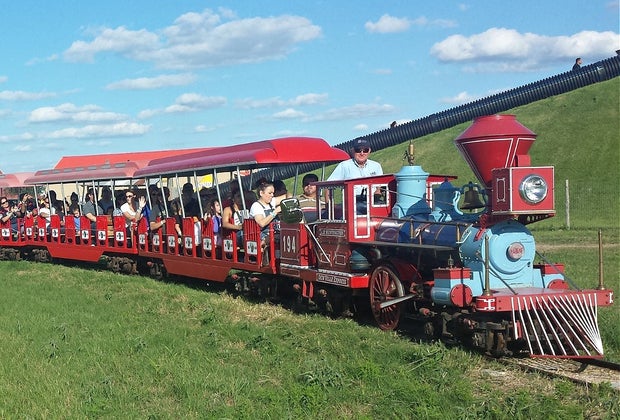 Dewberry Farm train rides