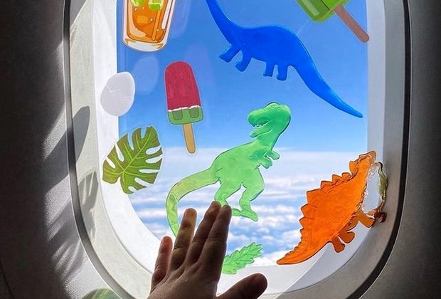 Brilliant Gifts and Kid-Entertaining Ideas for December: Window Decals for Travel