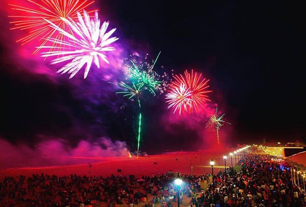 Best July 4th Fireworks for NJ Families from Jersey City to the Shore ...